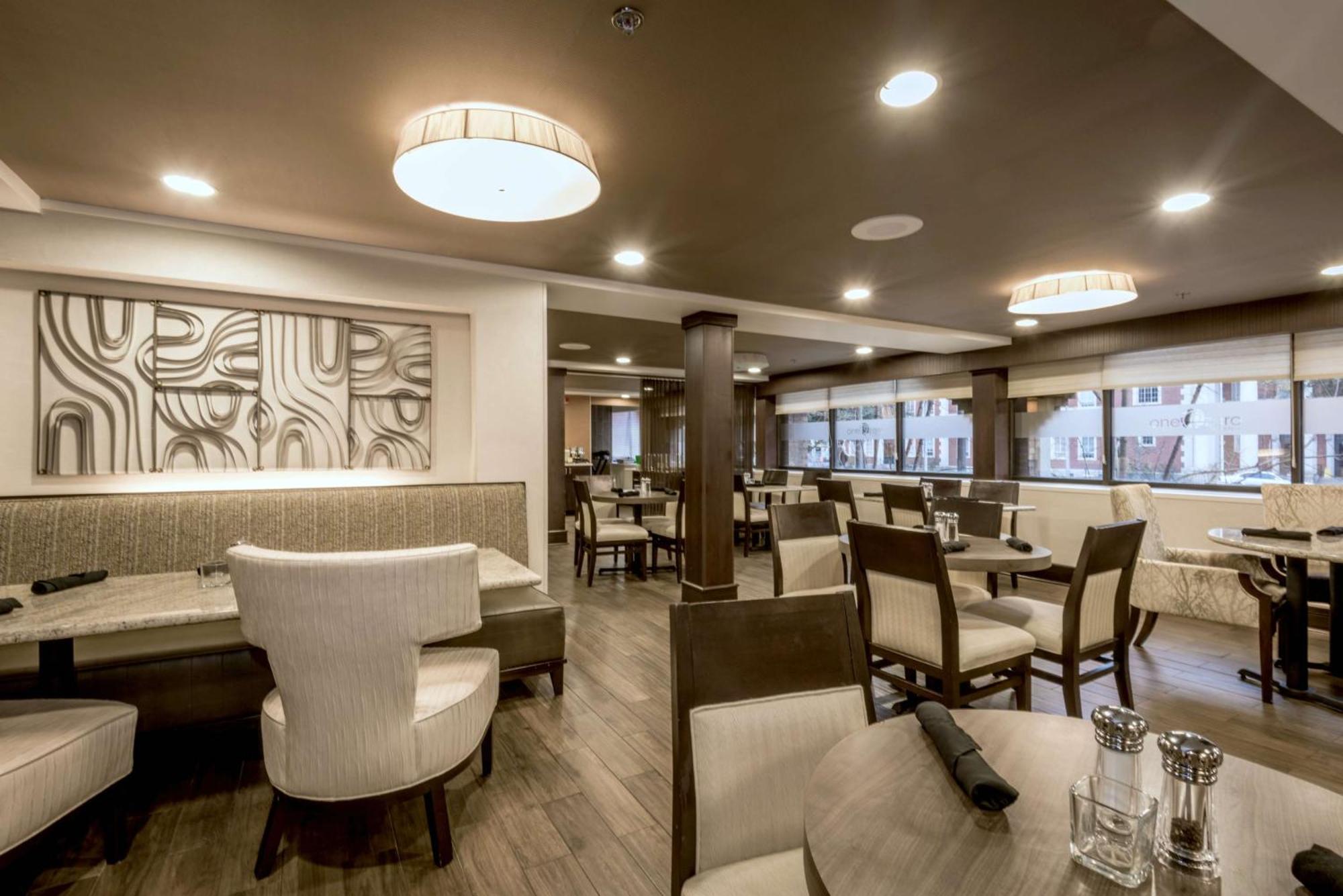 Doubletree By Hilton Downtown Hotel Montgomery