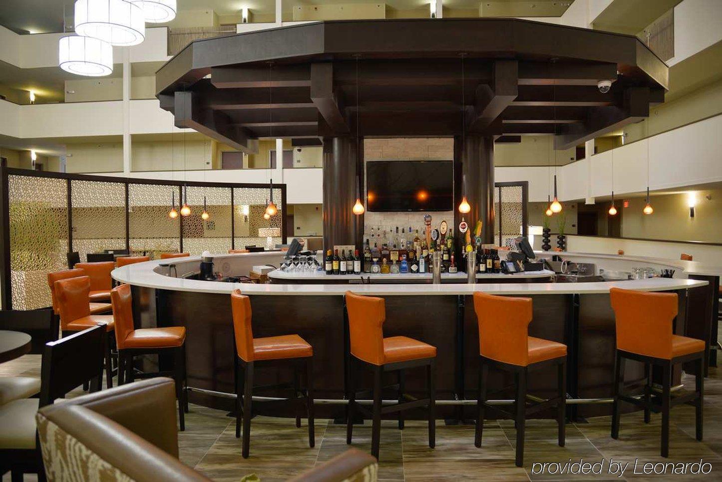 Doubletree By Hilton Downtown 4*