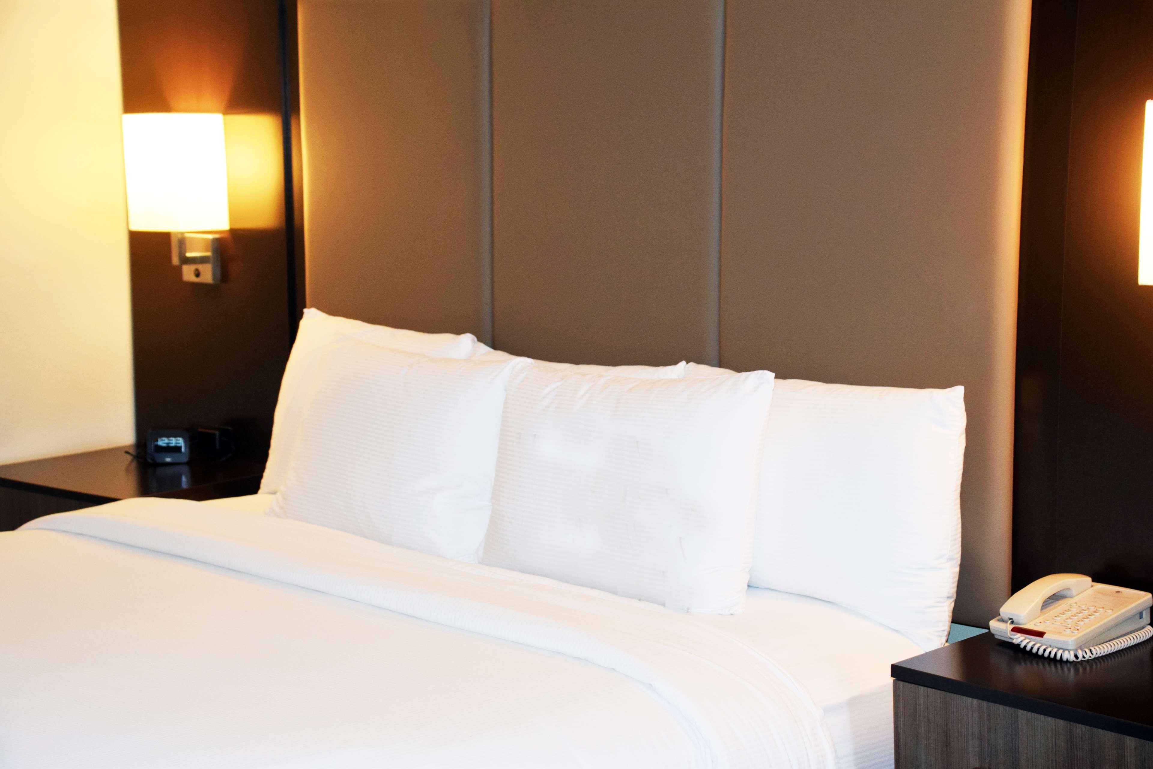 Doubletree By Hilton Downtown 4*