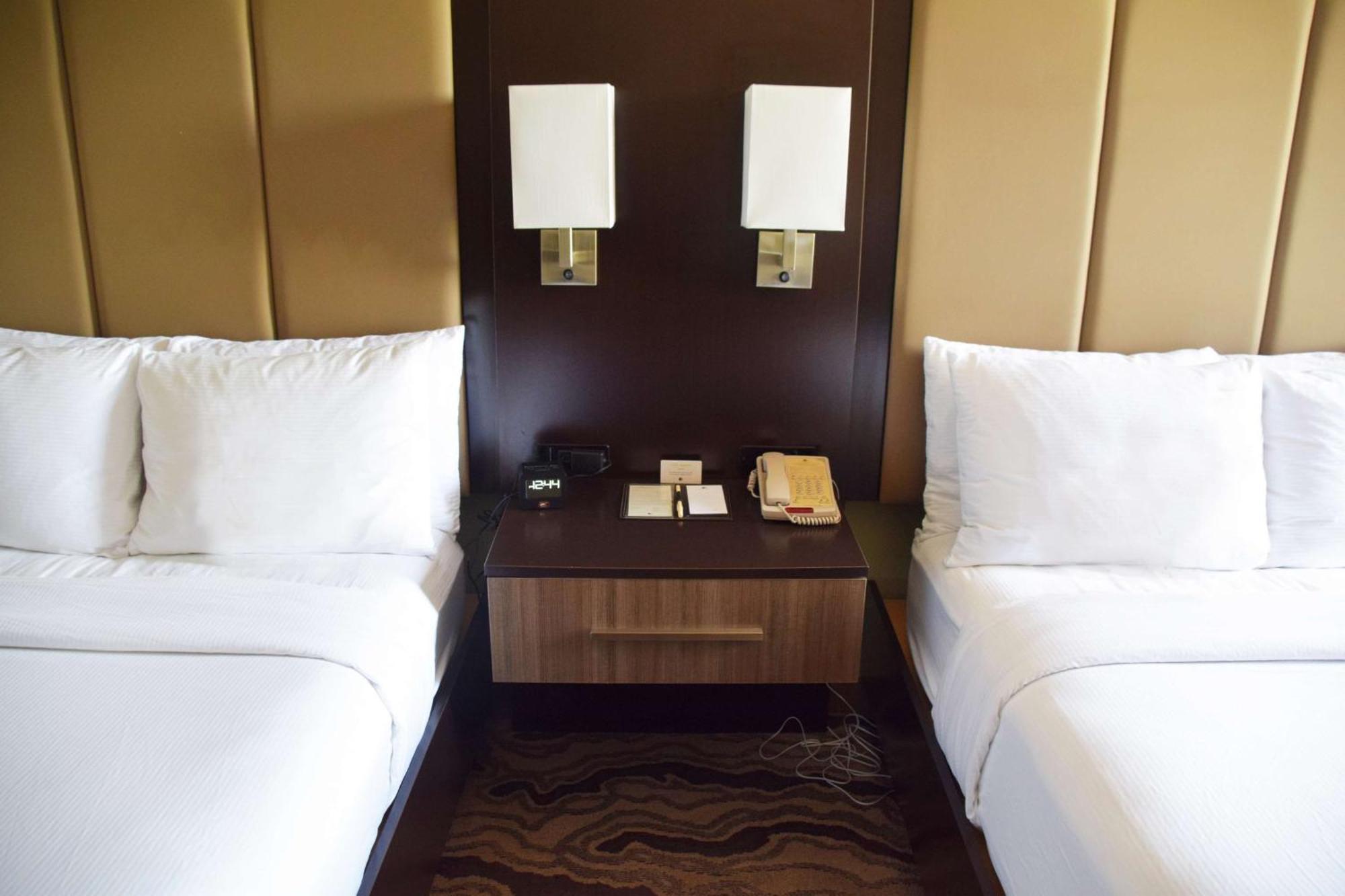 Hotel Doubletree By Hilton Downtown