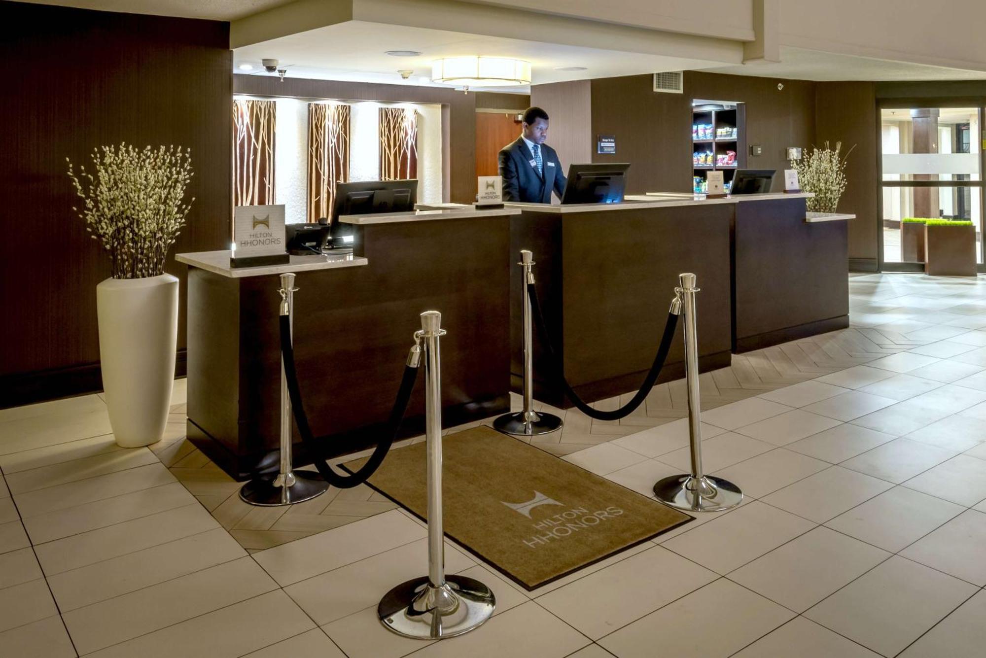 Doubletree By Hilton Downtown Hotel 4*